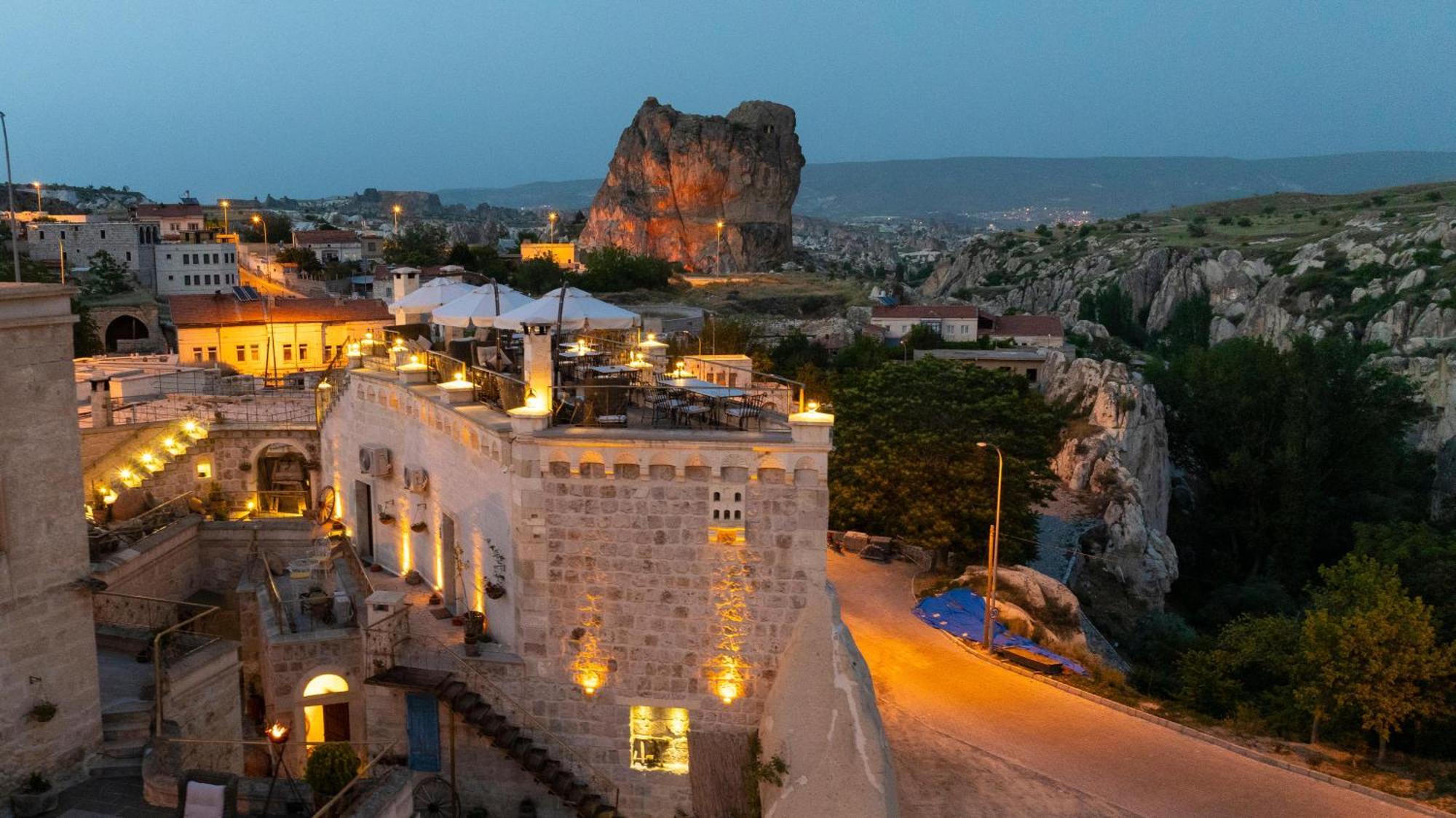 Tafoni Houses Cave Hotel Ортахисар Экстерьер фото