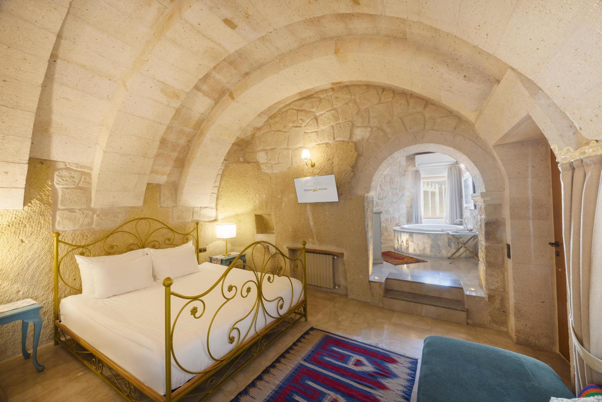 Tafoni Houses Cave Hotel Ортахисар Экстерьер фото