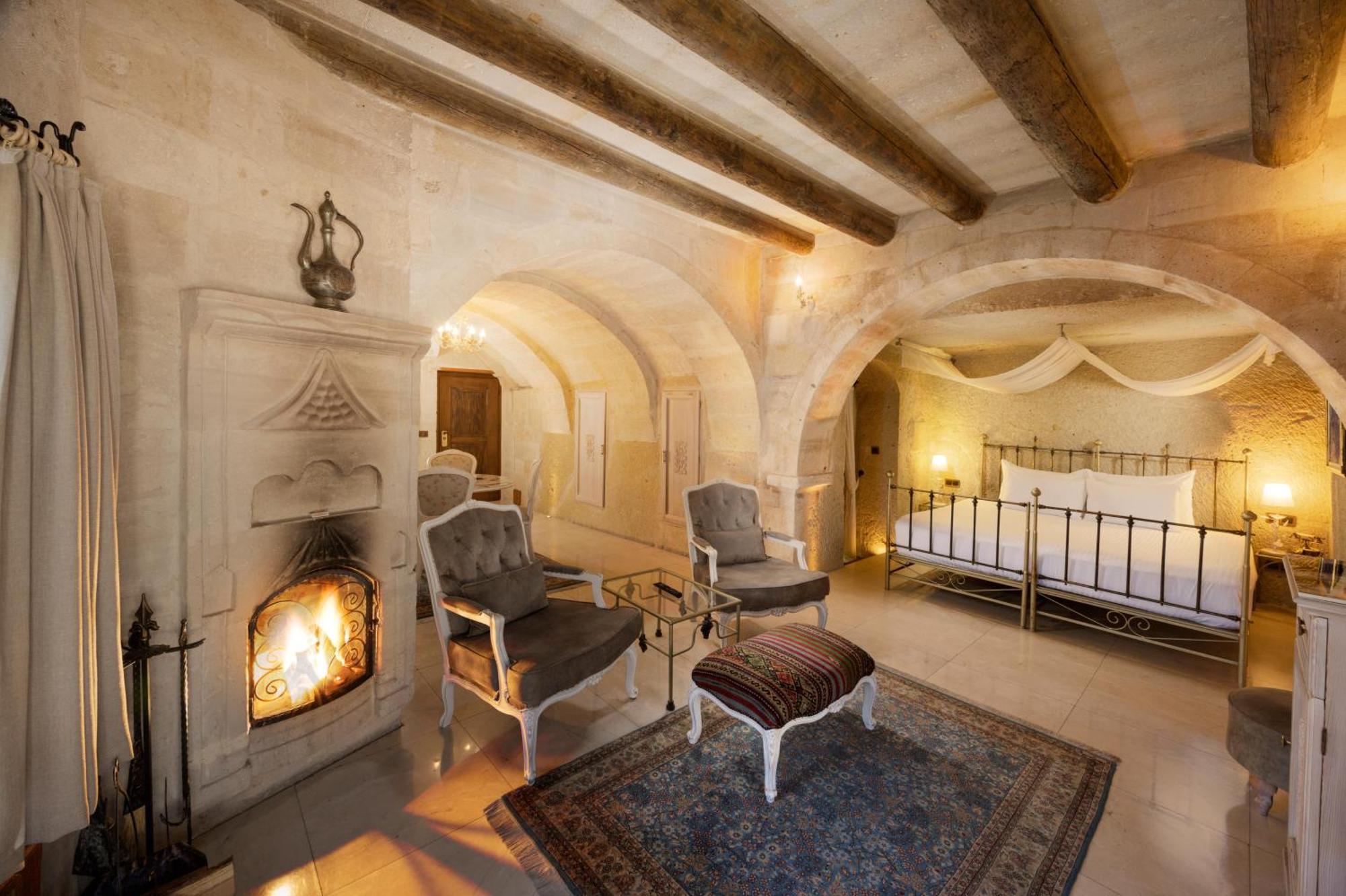 Tafoni Houses Cave Hotel Ортахисар Экстерьер фото