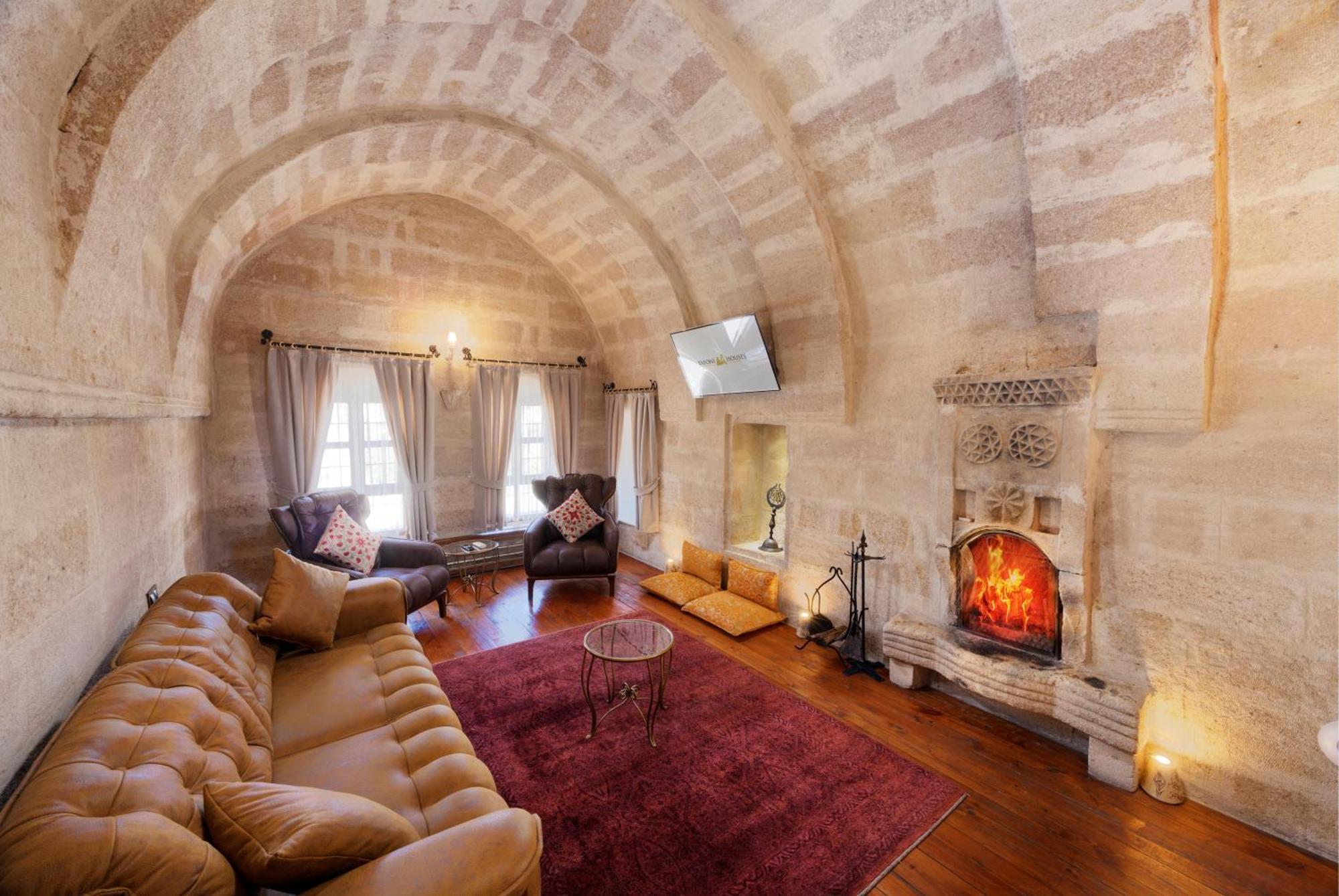 Tafoni Houses Cave Hotel Ортахисар Экстерьер фото